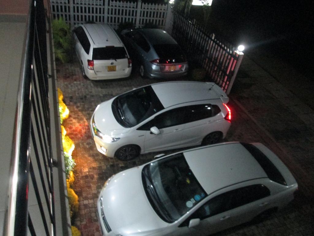 Hotel Kiyara Dambulla Bagian luar foto